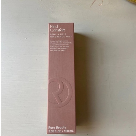 Rare Beauty Find Comfort - Picture 2 of 6